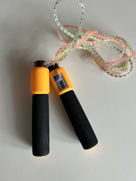 Coarda de sărit cu counter timer