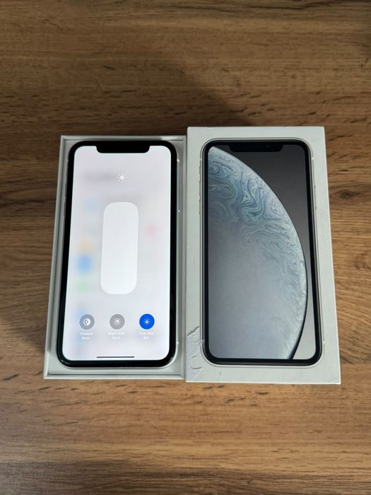 Iphone xr память 128 gb