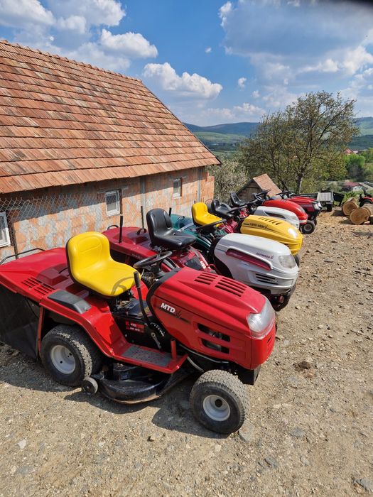 Tractoras de tuns iarba