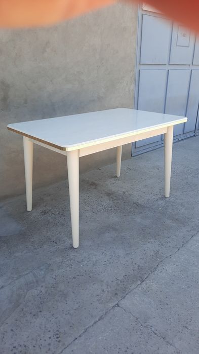 Stol stul. Stol stul.