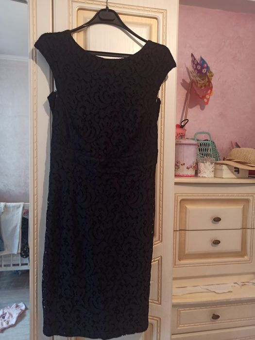 Стильное платье для кормящих мамочек