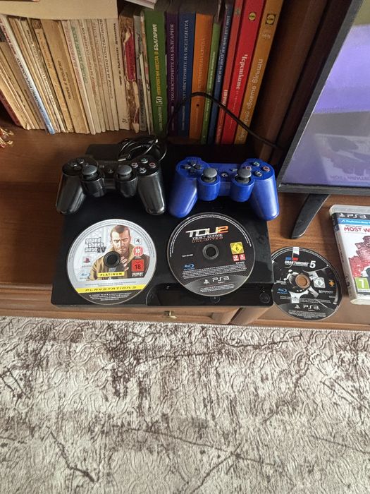 Ps 3 6 игри и 2 джойстика