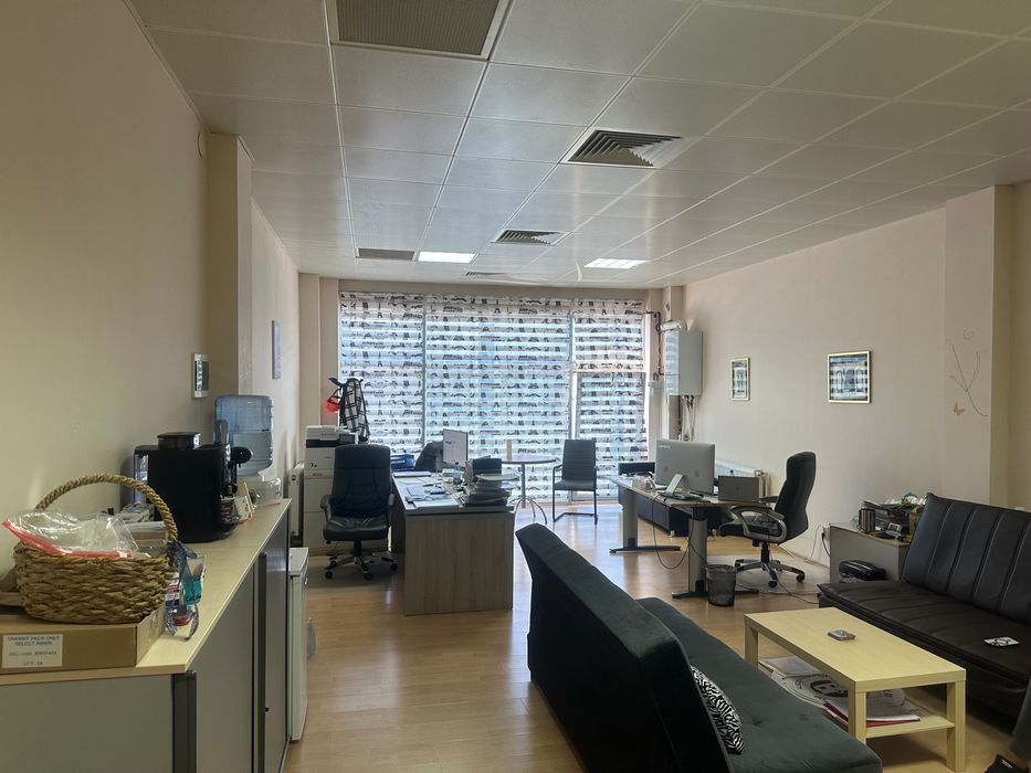 Spatiu 100mp depozitare si birouri - Natura Business park DN2 Afumati