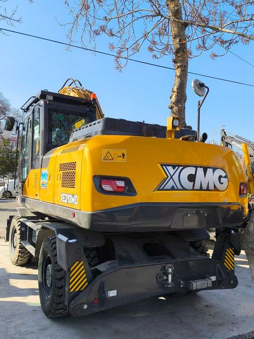 Колёсный экскаватор XCMG-XE210WD(1м3)
