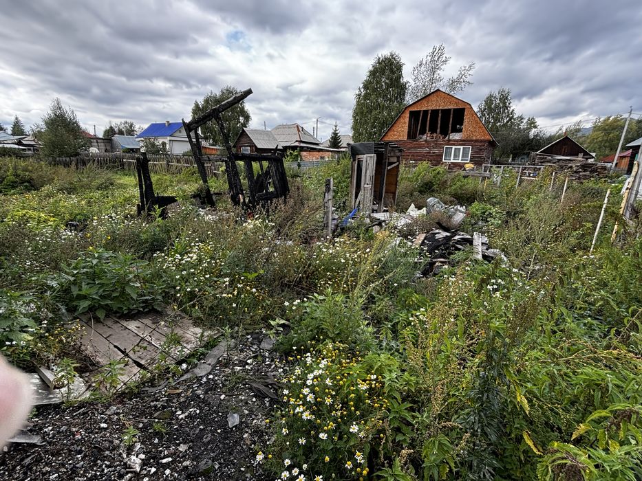 Продам участок на автостанции