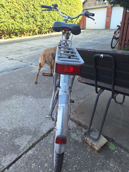 Vând bicicletă de oraș