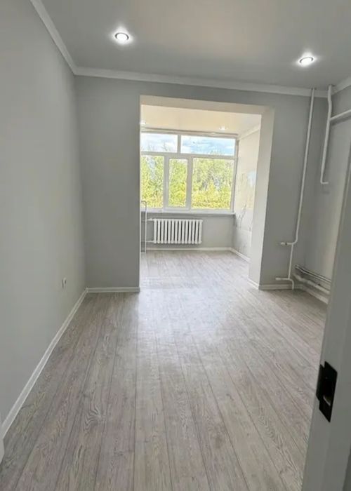 продам 1-ком. 53кв. каратал 1-этаж