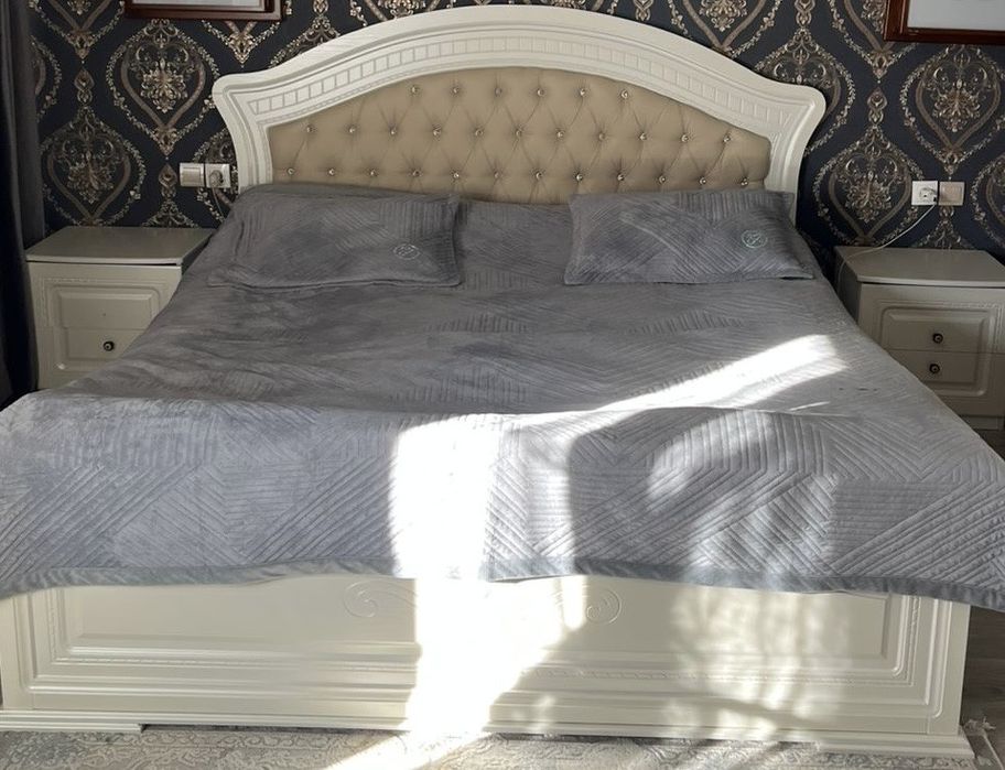 Продам кровать двухспальню