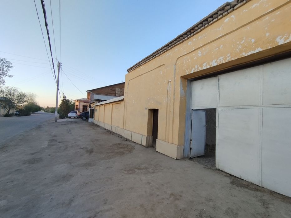 Joy orni yoki uy bilan birgalikda sotiladi