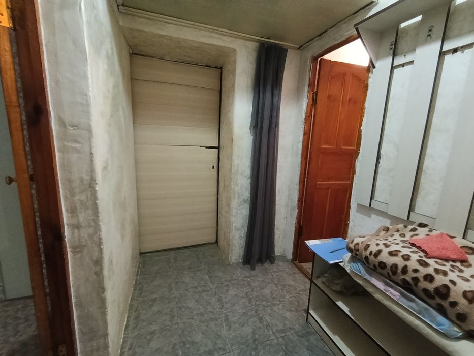 1-комн кв 2эт кирп,не угл,ул.Аскарова