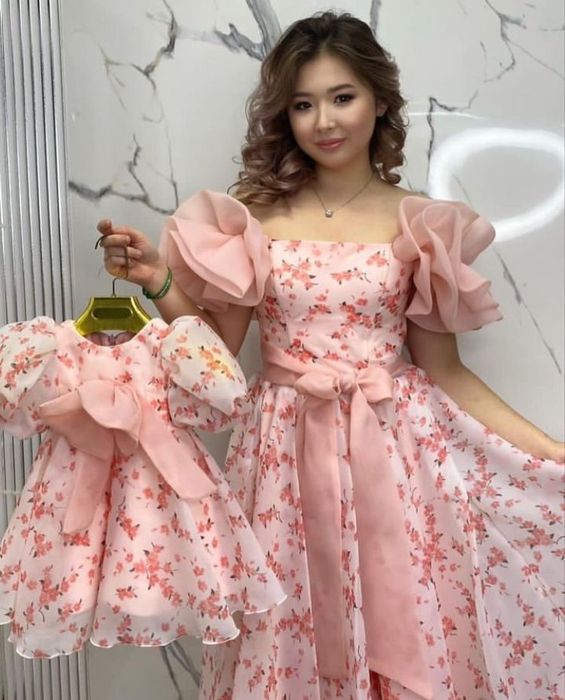 Мама и доча көйлектері сатылады!