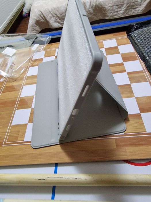 Husa tableta si folie  Samsung Tab 9Aplus