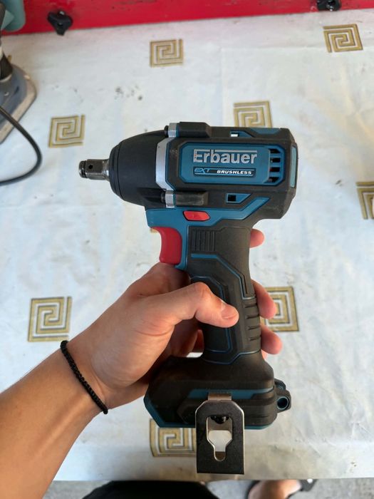 Pistol de tubulare Erbauer 300 nm