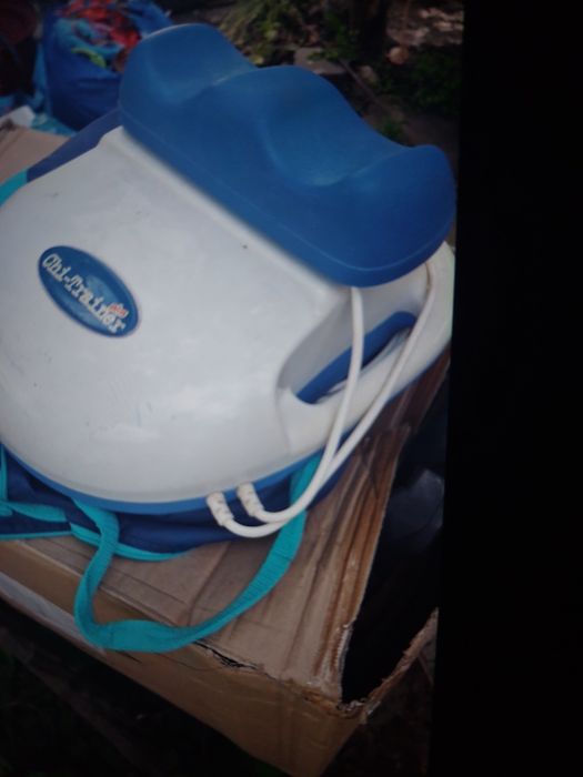 Aparat de masaj mâini