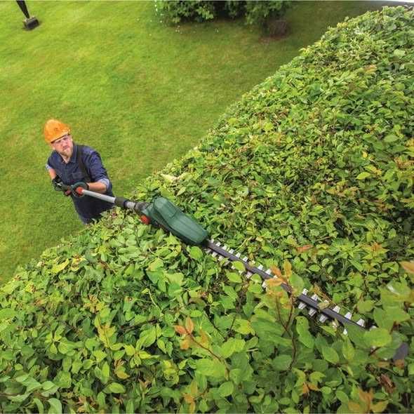 BOSCH UniversalHedgePole 18 Foarfecă telescopică pentru gard viu