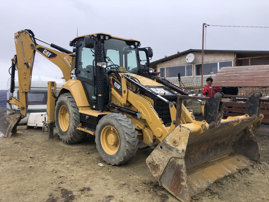 Excavator / demolari / inchiriat