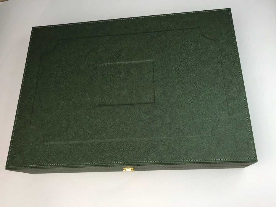 Коробка-кейс для подарков