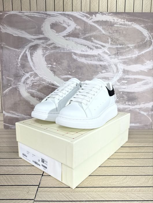 Alexander McQueen Black Crystals