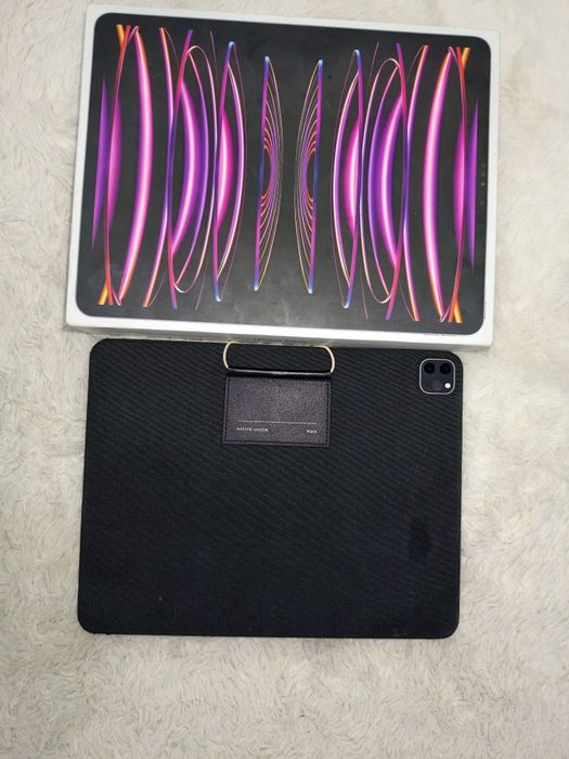 продам ipad pro m2