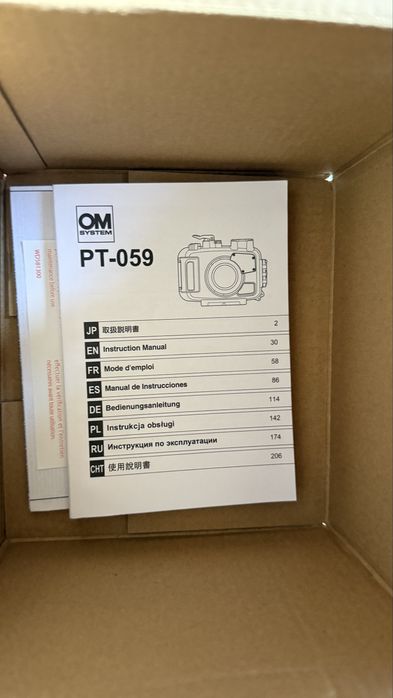 Olympus Tough Tg-6 with underwater housing