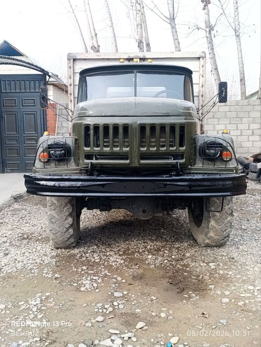 Zil 131 yangi terilgan