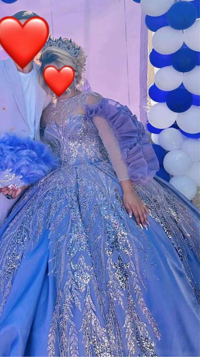 Булченски рокли в отлично състояние носени са само за часове