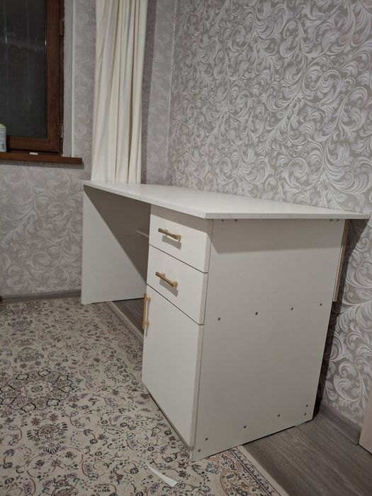 Стол  большой не дорого