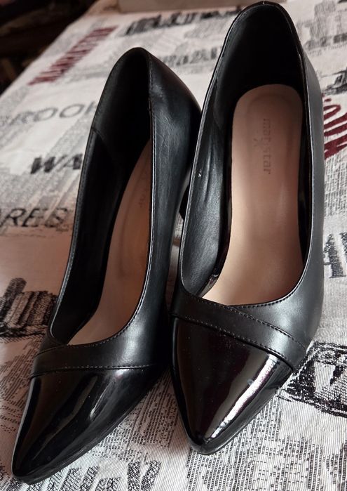 Дамски обувки - черни