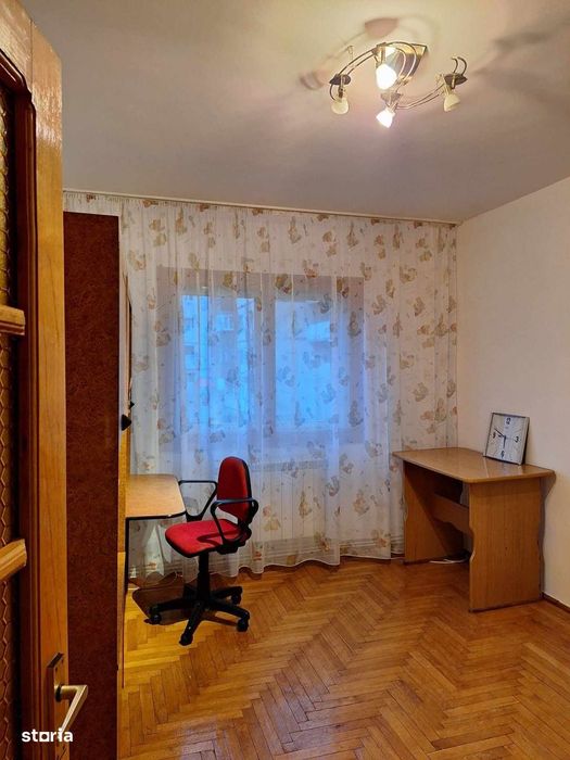 Apartament cu 3 camere decomandate, Obcini