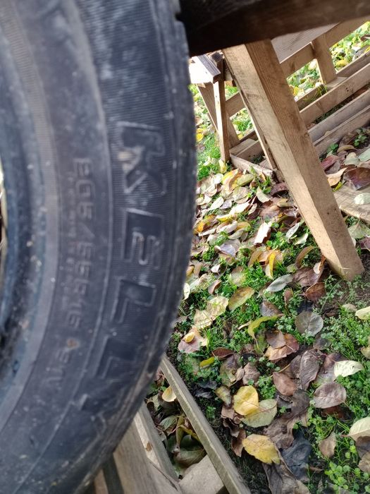 Продавам летни гуми втора ръка