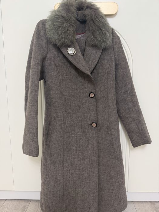 Продаю пальто очень хорошим цене