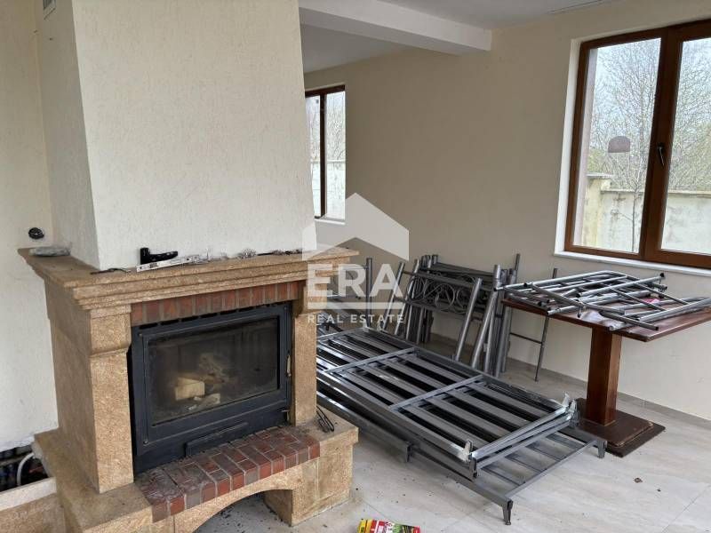 Продава се Къща в с. Шкорпиловци, Област Варна - 128 кв.м за 1296 €/кв.м - Снимка #2