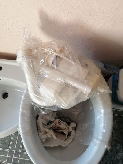 Продавам моноблок и мивка