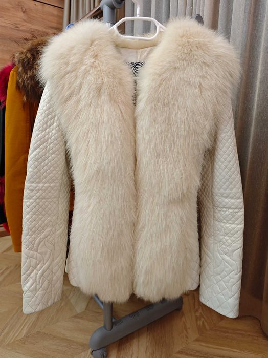 Палто, елек, яке от естествен косъм от лисица