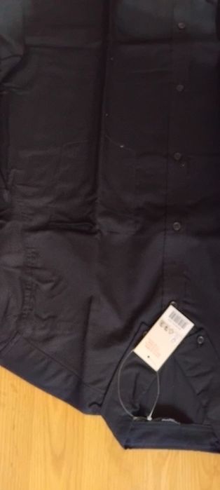 Camasi marimea 44/XL,noi,mânecă lunga