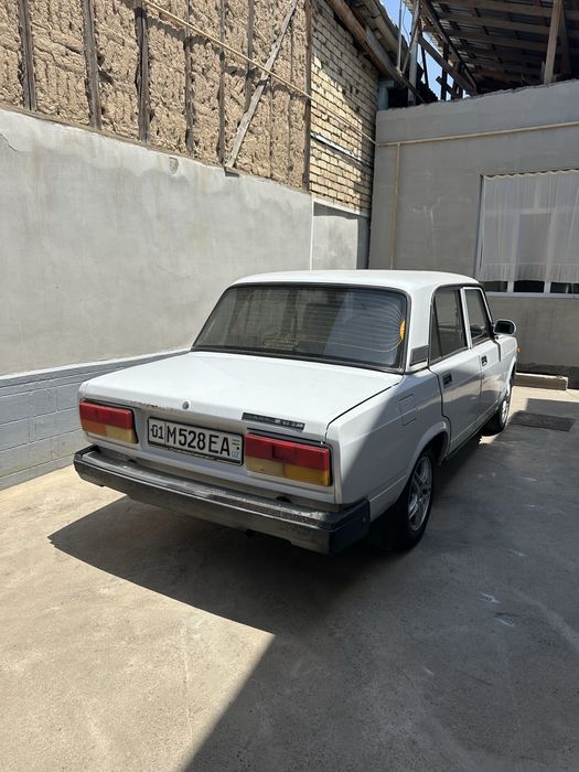 Vaz 2107 sotiladi 1995
