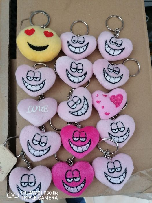 Ключодържатели черепи и сърца