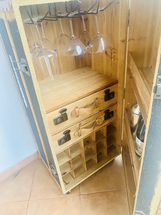 Bar rustic industrial