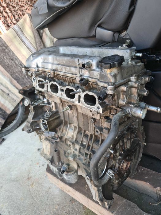 Двигател 1.8vvti Toyota corolla verso - avensis бензин