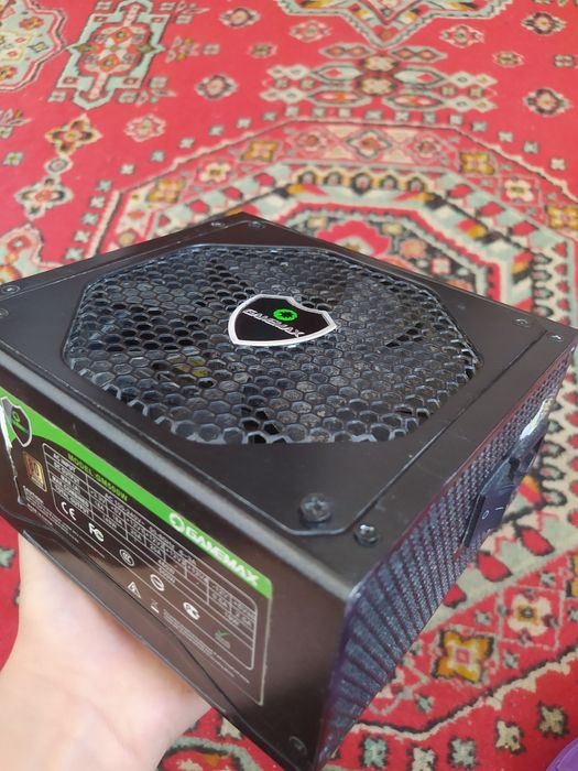Блок питания GameMax 500w рабочий