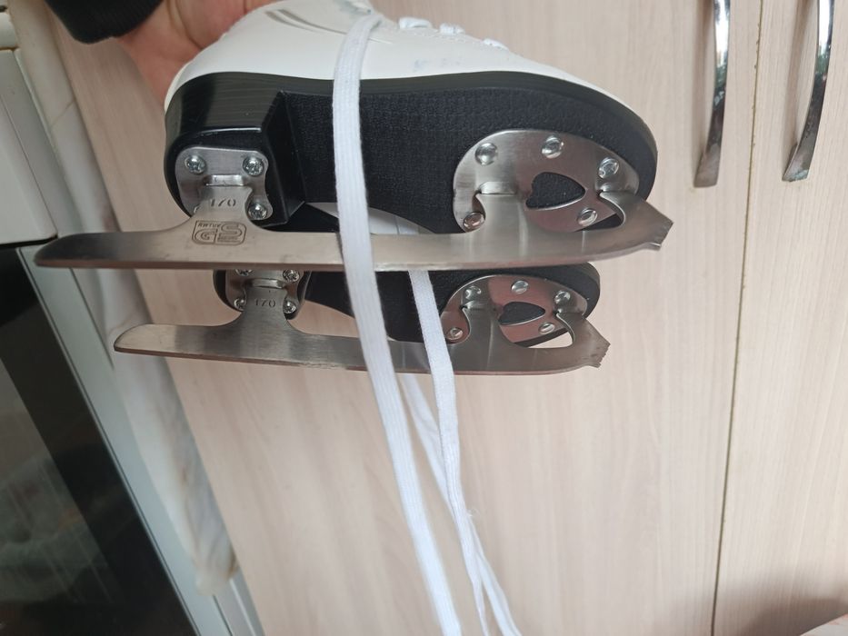 Продается каньки