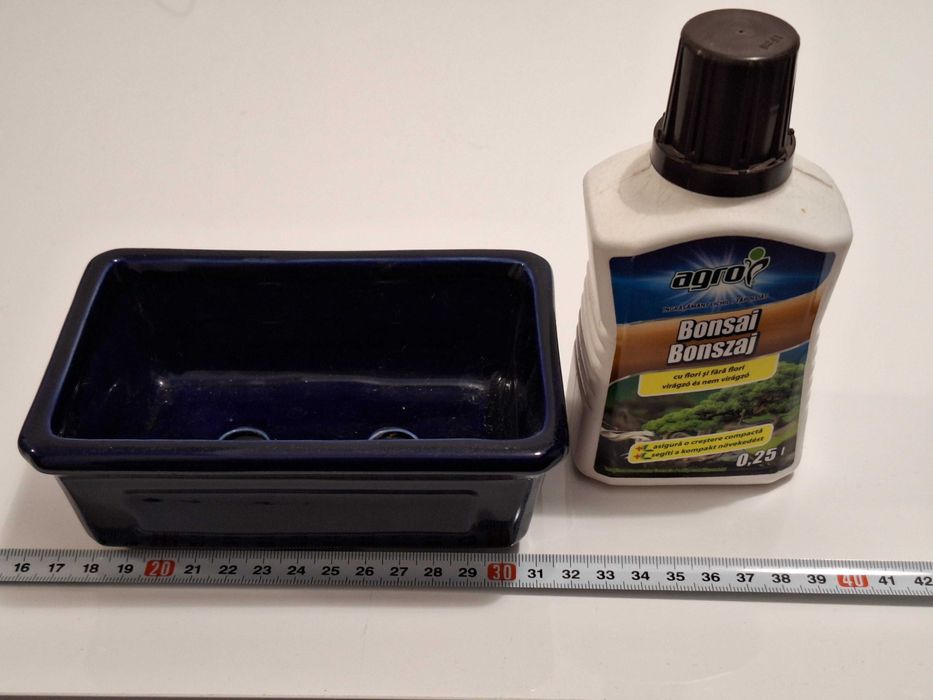 Ghiveci si fertilizant bonsai