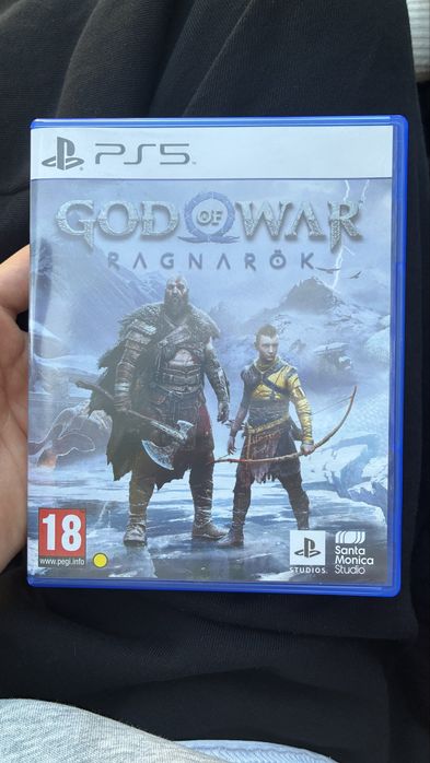 God of war ragnarok диск от пс5