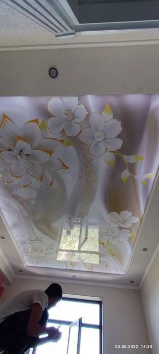 натяжные потолки..