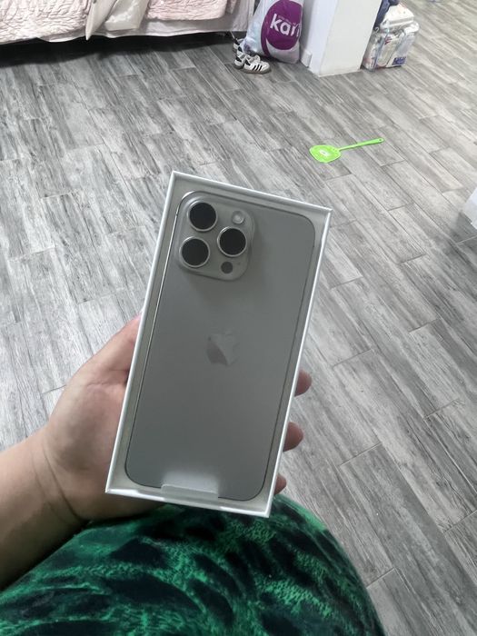 Apple 15 про мах 256Гб