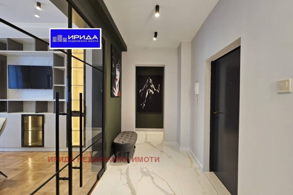 Продава се Тристаен апартамент в София, Център - 80 кв.м за 4782 €/кв.м - Снимка #4