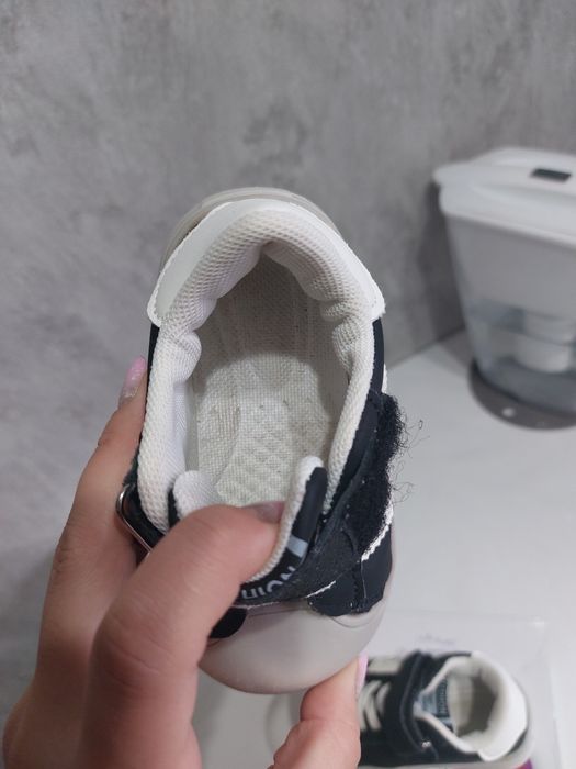 Кросовки размер 22