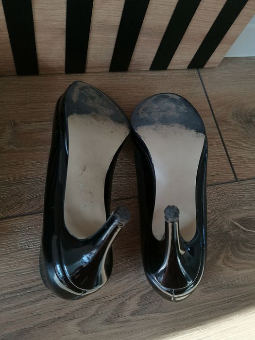 Дамски обувки номер 36