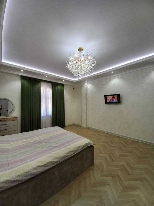 Ж/К Manzur 2комн/10/10, 73м2, Раздел, Евроремонт, кирпич. Ор-р: Сайрам