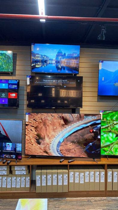 Продам Смарт Телевизор 4К